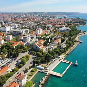 3* Pensionat & Kolovare 3,